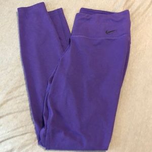 Women’s Nike Dri-Fit leggings